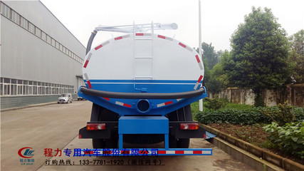 8方清洗吸糞車多少錢